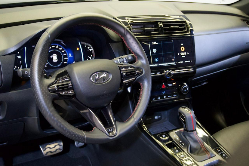 Foto do veículo HYUNDAI CRETA  N LINE 1.0 TGDI AT 2024 36.827 KM 136.900,00