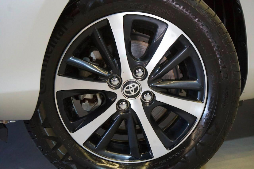 Foto do veículo TOYOTA YARIS  SD XS AT CONNECT 2022 58.361 KM 89.900,00