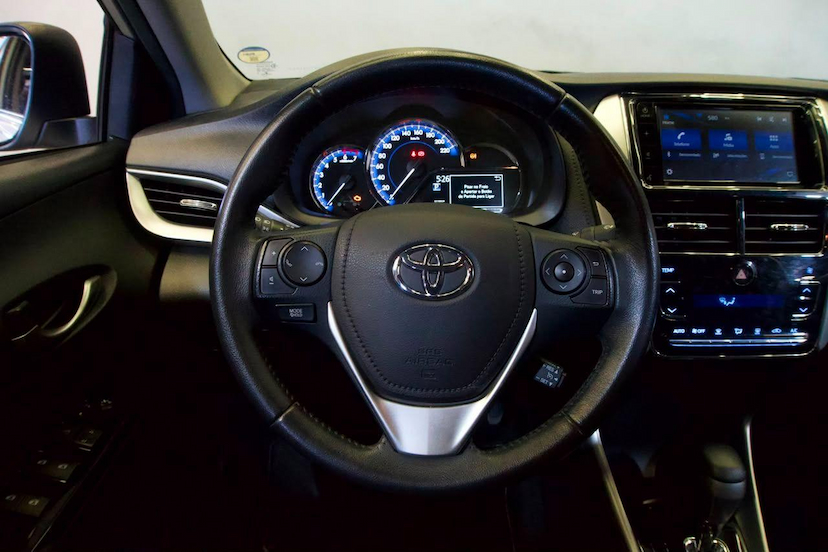Foto do veículo TOYOTA YARIS  SD XS AT CONNECT 2022 58.361 KM 89.900,00