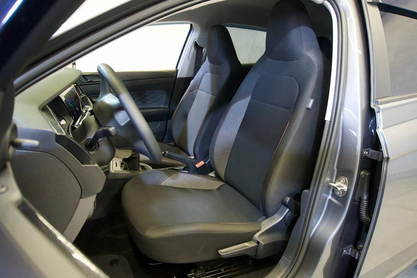 Foto do veículo VOLKSWAGEN POLO  TRACK 2026 9.438 KM 85.900,00