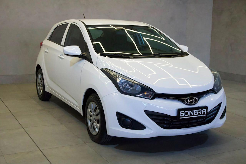 Foto do veículo HYUNDAI HB20  1.0 COMFORT STYLE 12V FLEX 4P MANUAL 2015 116.910 KM 46.900,00