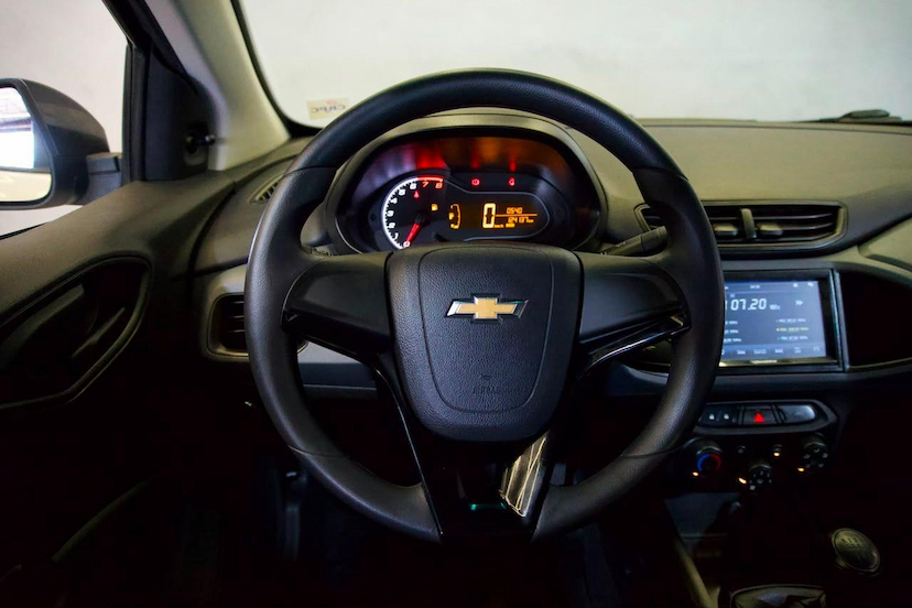 Foto do veículo CHEVROLET ONIX  PLUS JOY BLACK 2021 124.031 KM 57.900,00