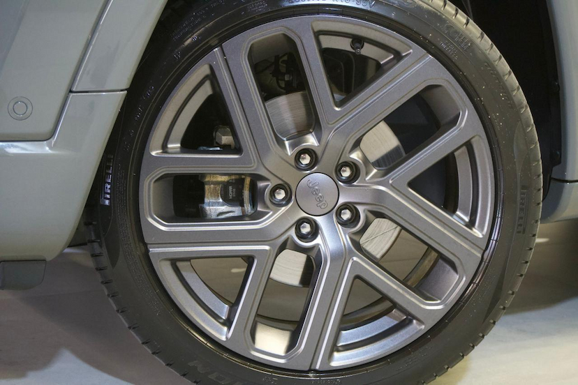 Foto do veículo JEEP COMPASS  SERIE S T 2025 6.225 KM 178.900,00