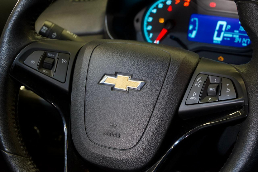 Foto do veículo CHEVROLET ONIX  1.4AT LTZ 2018 34.139 KM 69.900,00