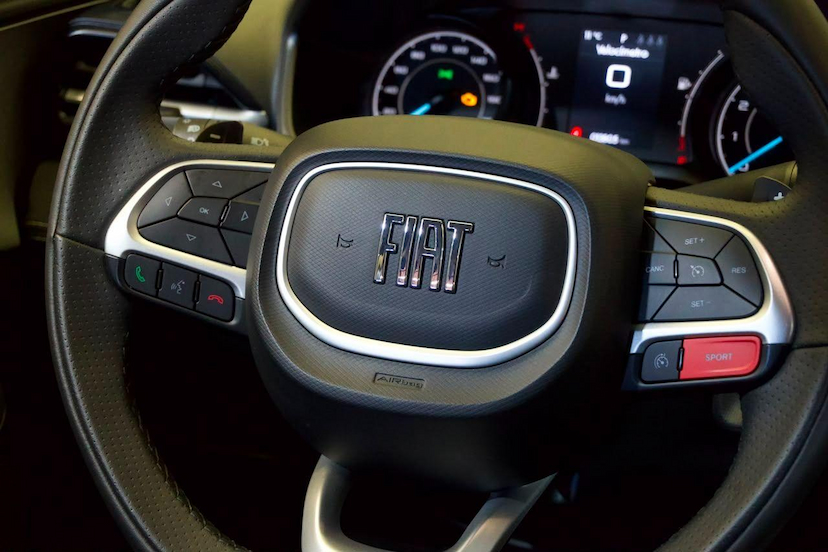 Foto do veículo FIAT FASTBACK  AUDACE HYB 2025 13.802 KM 119.900,00