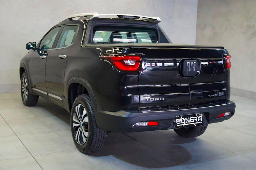 Foto do veículo FIAT TORO  VOLC T270 AT6 2025 64 KM 152.900,00