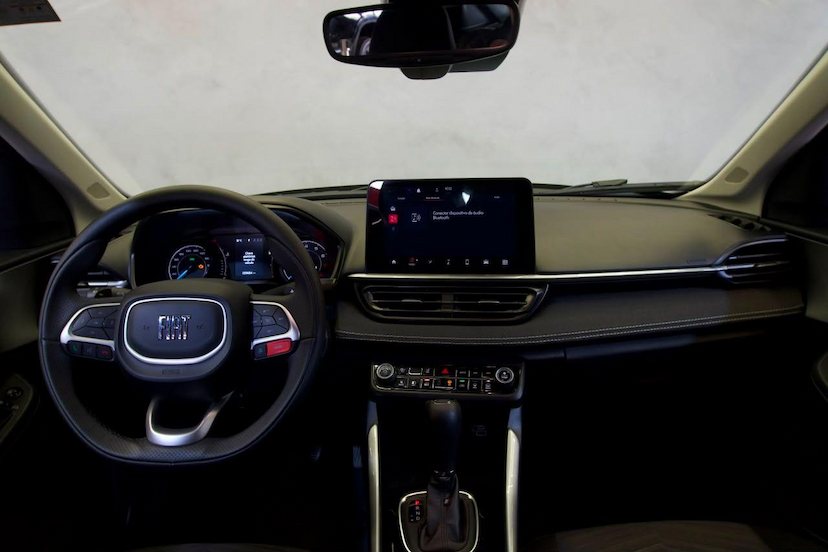 Foto do veículo FIAT FASTBACK  AUDACE 200 TB AUT (HÍBRIDO) 2025 9.363 KM 120.900,00