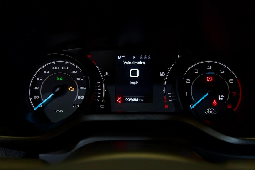Foto do veículo FIAT FASTBACK  AUDACE 200 TB AUT (HÍBRIDO) 2025 9.363 KM 120.900,00