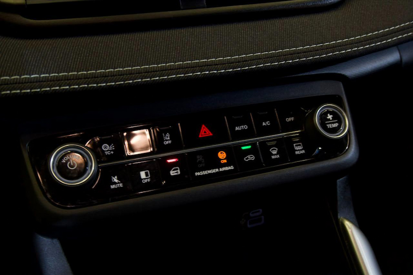 Foto do veículo FIAT FASTBACK  AUDACE 200 TB AUT (HÍBRIDO) 2025 9.363 KM 120.900,00