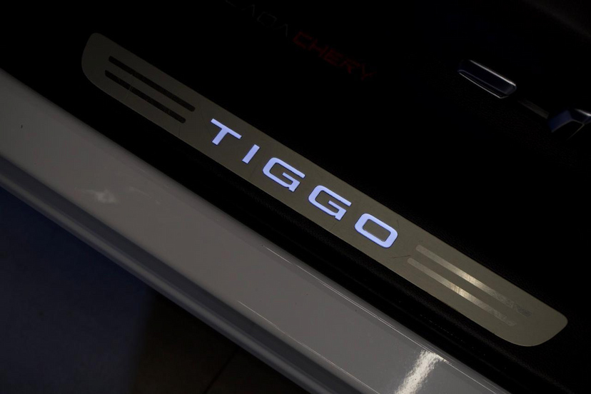 Foto do veículo CAOA CHERY TIGGO 8  16TA 2024 46.932 KM 154.900,00