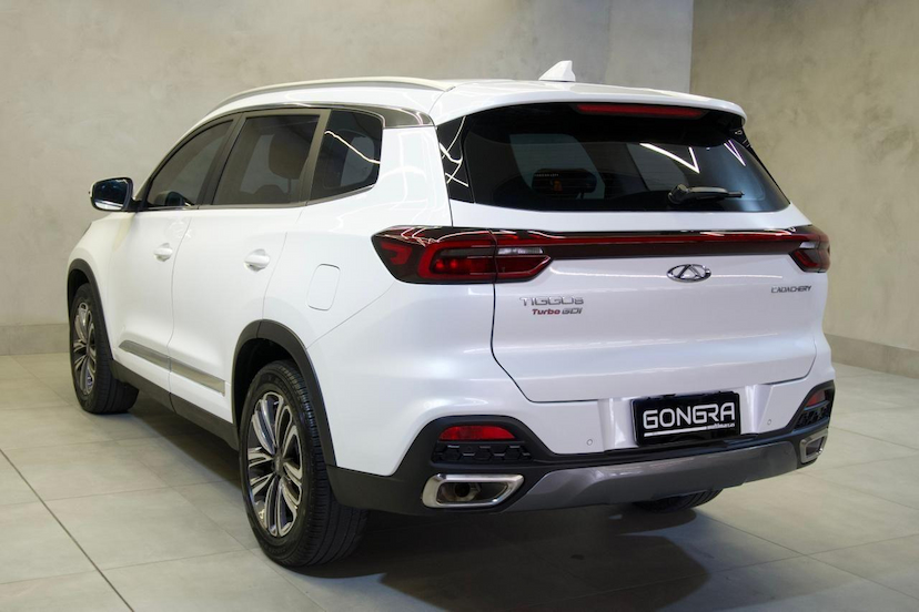 Foto do veículo CAOA CHERY TIGGO 8  16TA 2024 46.932 KM 154.900,00