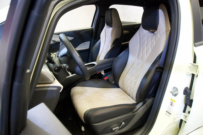 Foto do veículo BYD DOLPHIN  GS 180EV 2027 78 KM 149.900,00