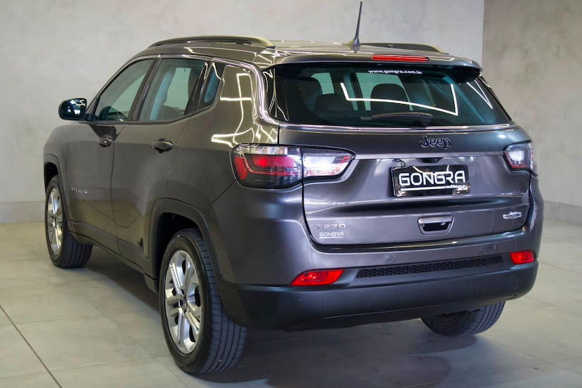 Foto do veículo JEEP COMPASS  LONG TF 2022 69.525 KM 118.900,00