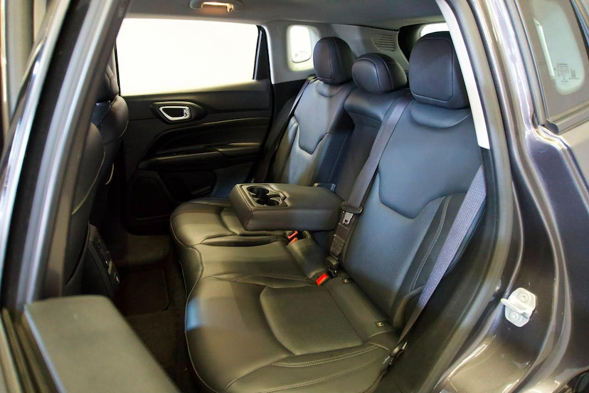 Foto do veículo JEEP COMPASS  LONG TF 2022 69.525 KM 118.900,00