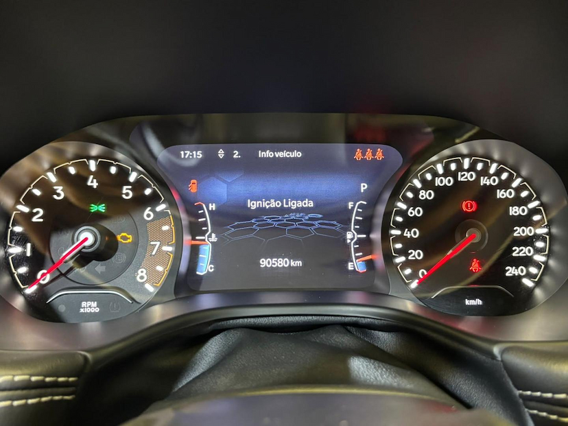 Foto do veículo JEEP COMPASS  LONG. T270 1.3 TB 4X2 FLEX AUT. 2022 90.566 KM 116.900,00