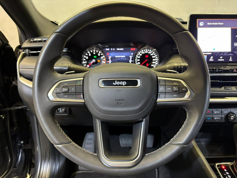Foto do veículo JEEP COMPASS  LONG. T270 1.3 TB 4X2 FLEX AUT. 2022 90.566 KM 116.900,00