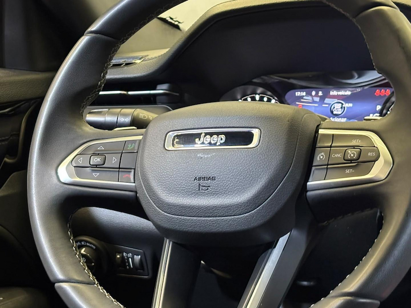 Foto do veículo JEEP COMPASS  LONG. T270 1.3 TB 4X2 FLEX AUT. 2022 90.566 KM 116.900,00