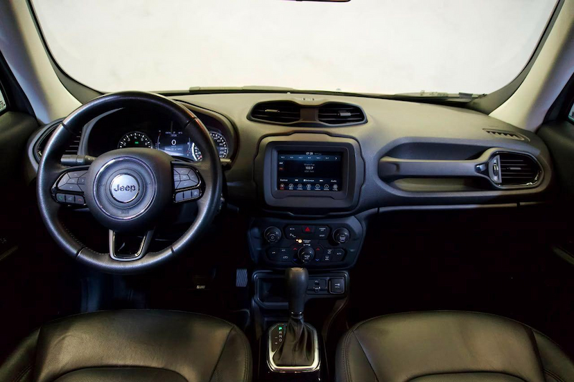 Foto do veículo JEEP RENEGADE  SPORT AT 2020 31.150 KM 78.900,00