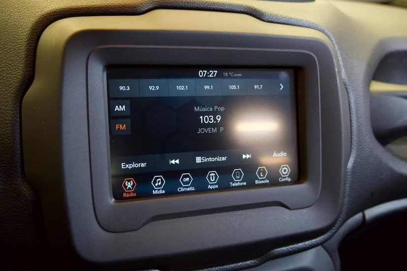Foto do veículo JEEP RENEGADE  SPORT AT 2020 31.150 KM 78.900,00
