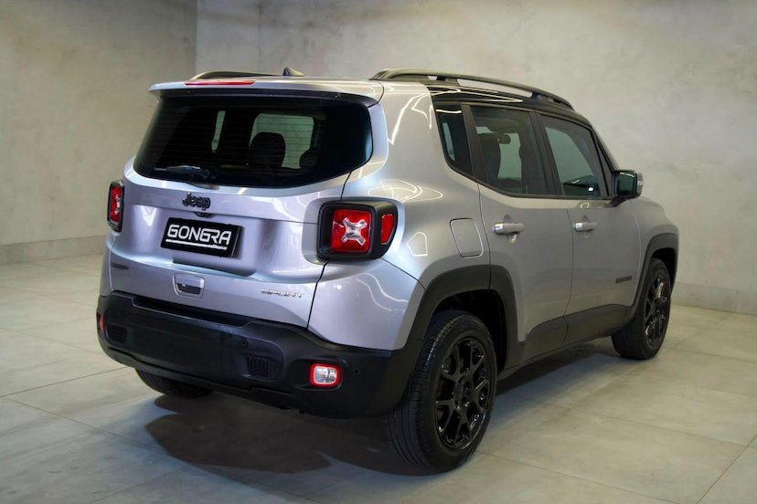Foto do veículo JEEP RENEGADE  SPORT AT 2020 31.150 KM 78.900,00