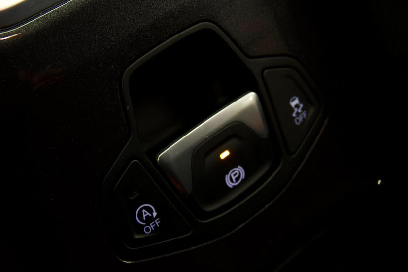 Foto do veículo JEEP RENEGADE  LGTD T270 2025 8.937 KM 119.900,00