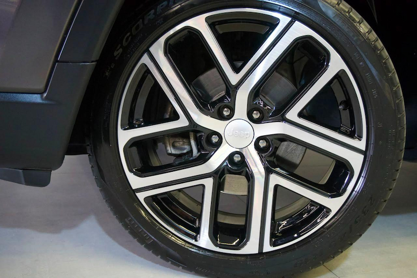 Foto do veículo JEEP COMPASS  LIMITED T 2025 22.380 KM 168.900,00