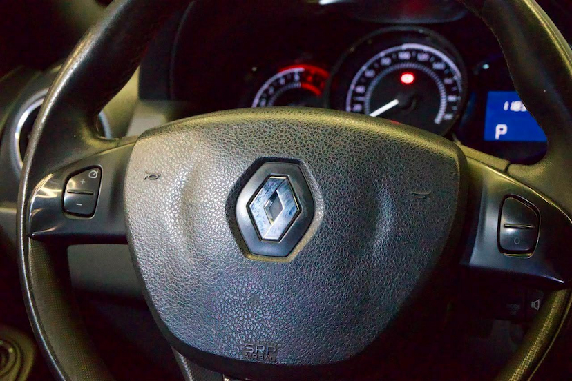 Foto do veículo RENAULT DUSTER OROCH OROCH 20 DYN42AT 2017 118.238 KM 70.900,00
