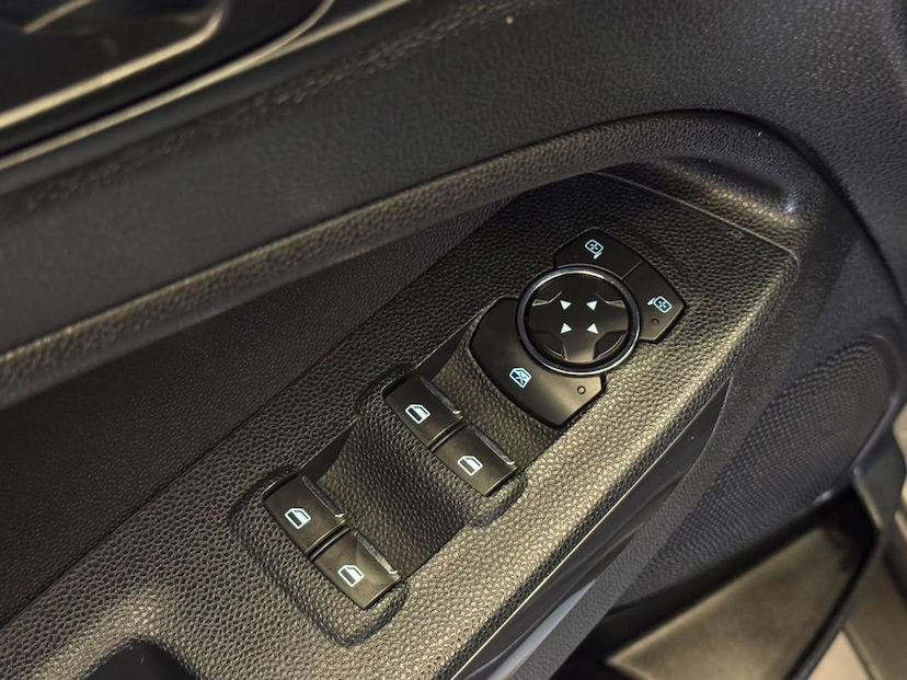 Foto do veículo FORD ECOSPORT  SE AT 1.5 2021 72.000 KM 77.900,00