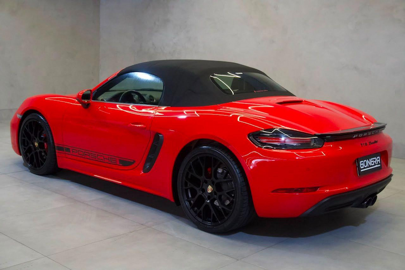 Foto do veículo PORSCHE BOXSTER PORSCHE  2019 15.600 KM 439.900,00