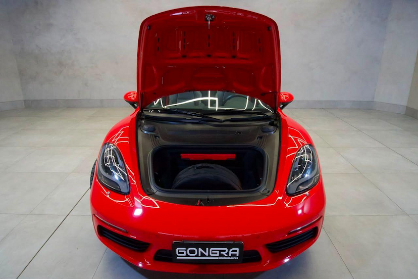 Foto do veículo PORSCHE BOXSTER PORSCHE  2019 15.600 KM 439.900,00