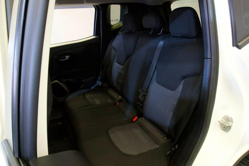 Foto do veículo JEEP RENEGADE  SPORT AT 2016 79.000 KM 66.900,00