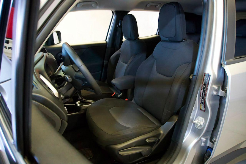 Foto do veículo JEEP RENEGADE  1.8 AUTOM. 2021 114.453 KM 75.900,00