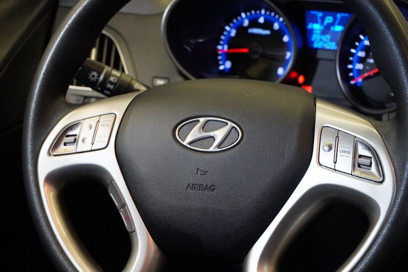 Foto do veículo HYUNDAI IX35  2015 68.000 KM 75.900,00