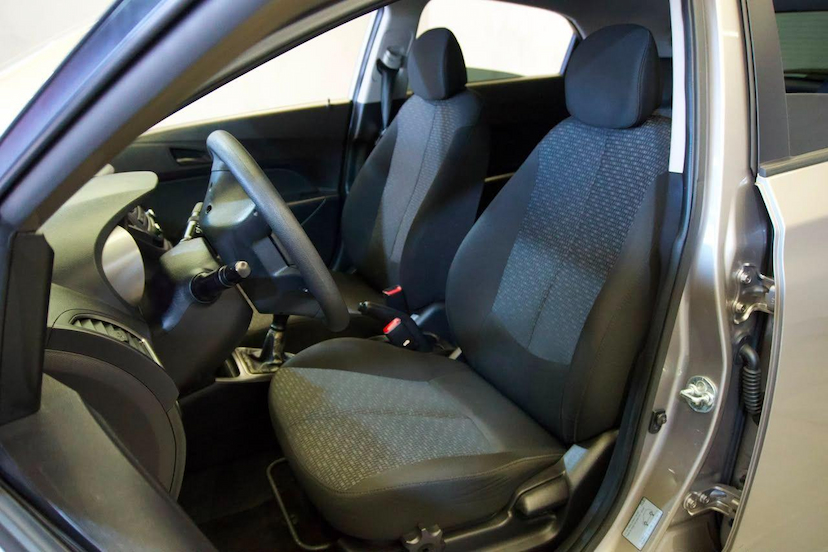 Foto do veículo HYUNDAI HB20  1.0 COMFORT 2017 66.800 KM 54.900,00