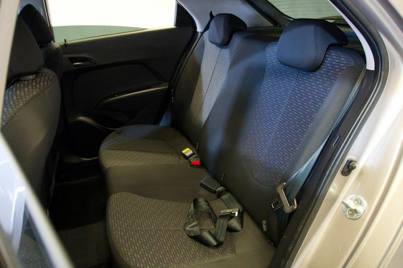 Foto do veículo HYUNDAI HB20  1.0 COMFORT 2017 66.800 KM 54.900,00