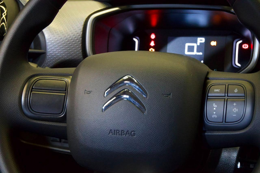 Foto do veículo CITROËN AIRCROSS C3  7 FEEL PACK TURBO 2025 49 KM 103.900,00