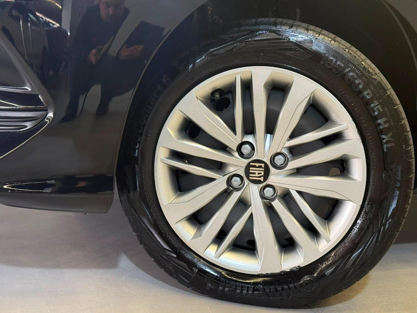 Foto do veículo FIAT CRONOS  DRIVE 1.3 2024 27.684 KM 79.900,00