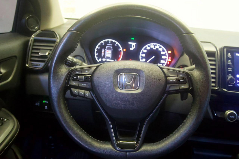 Foto do veículo HONDA CITY  EXL 2022 56.000 KM 96.900,00