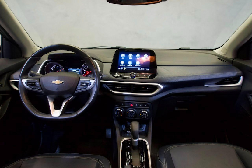 Foto do veículo CHEVROLET TRACKER  12T A PR 2023 25.859 KM 109.900,00