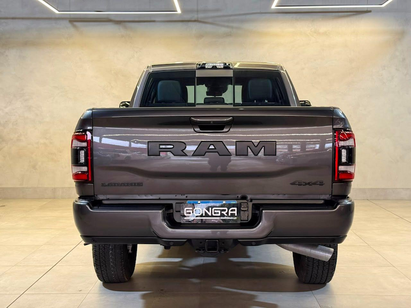 Foto do veículo RAM 3500  LARAMIE 6.7 TB CD 4X4 DIESEL 2022 493 KM 379.900,00