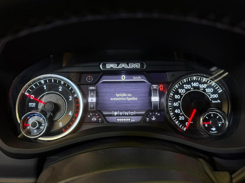 Foto do veículo RAM 3500  LARAMIE 6.7 TB CD 4X4 DIESEL 2022 493 KM 379.900,00