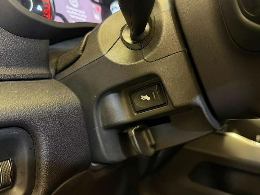 Foto do veículo RAM 3500  LARAMIE 6.7 TB CD 4X4 DIESEL 2022 493 KM 379.900,00