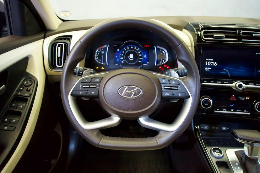 Foto do veículo HYUNDAI CRETA  ULTIMATE 2.0 16V FLEX AUT 2024 36.348 KM 139.900,00