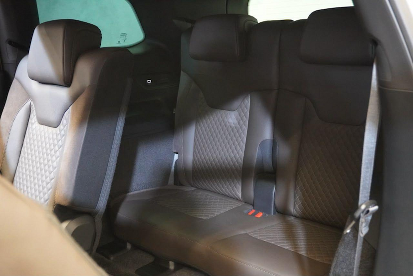 Foto do veículo JEEP COMMANDER  OVERLAND T270 1.3 TB FLEX AUT 2025 21.908 KM 199.900,00