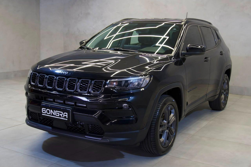 Foto do veículo JEEP COMPASS  LONG. NIG. EAGLE 1.3 4X2 FLEX AUT. 2025 14.002 KM 155.900,00