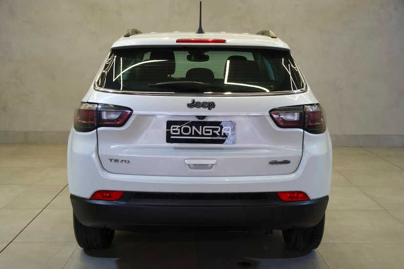 Foto do veículo JEEP COMPASS  LONG TF 2022 62.509 KM 118.900,00