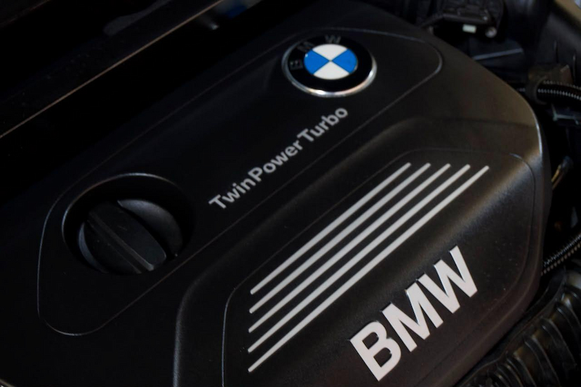 Foto do veículo BMW X1  S20I ACTIVEFLEX 2018 75.990 KM 122.900,00