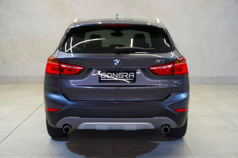 Foto do veículo BMW X1  S20I ACTIVEFLEX 2018 75.990 KM 122.900,00
