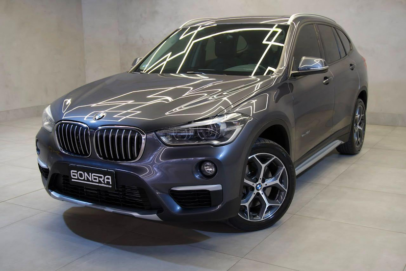 Foto do veículo BMW X1  S20I ACTIVEFLEX 2018 75.990 KM 122.900,00