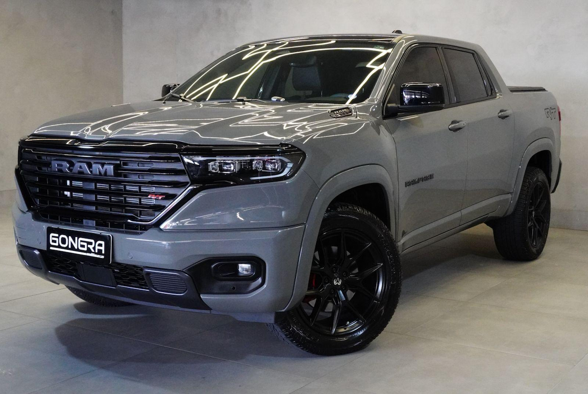 Foto do veículo RAM RAMPAGE  R/T HURRIC. 4 2.0 TB CD 4X4 AUT. 2024/2024 26.304 KM R$ 198.900,00